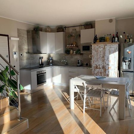 Residenza Taliedo, In Casa Privata, Abitata, Solo Camera Doppia E Bagno Personale Milan Bagian luar foto